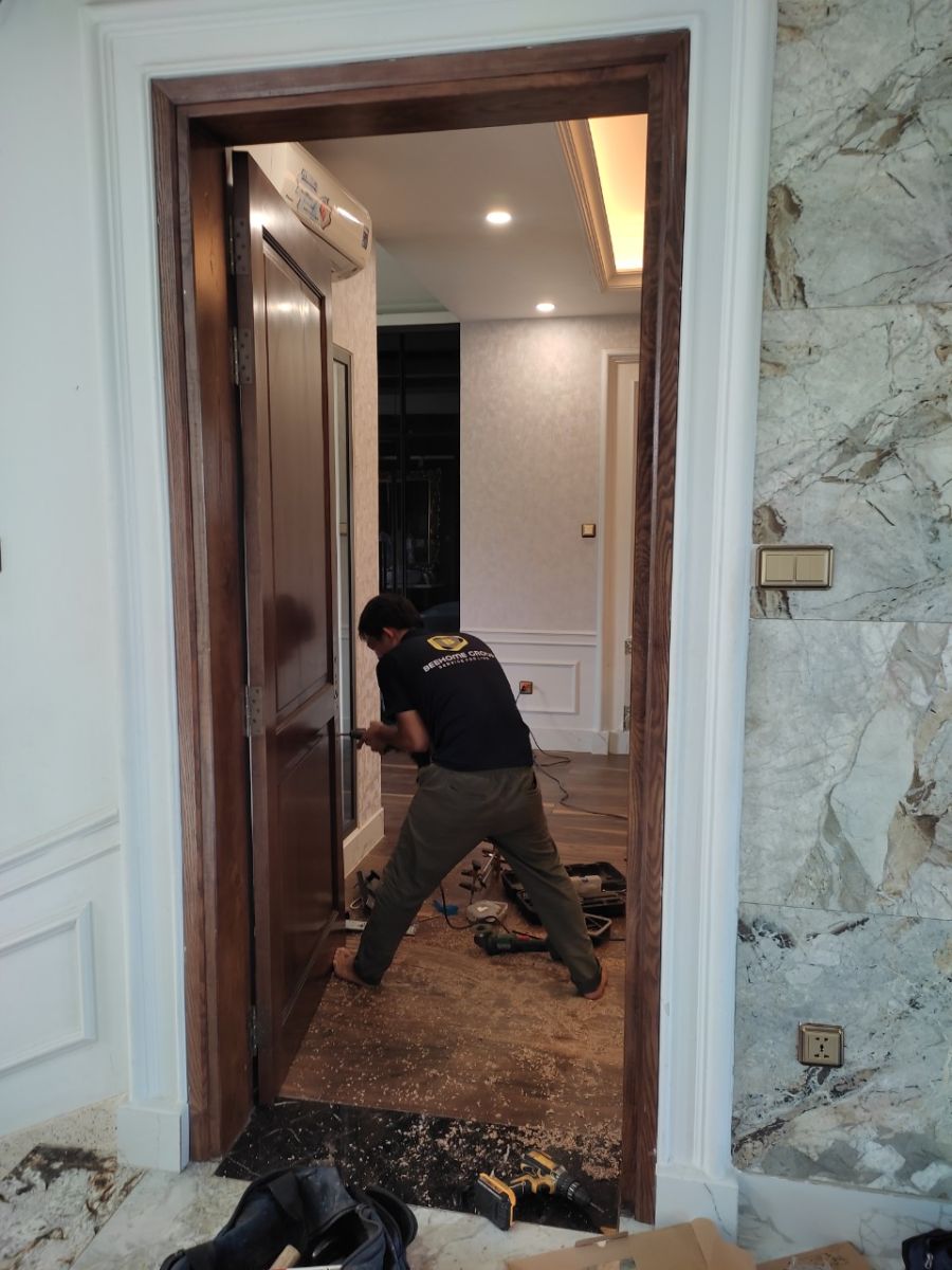 Lắp đặt khóa vân tay tại HCM