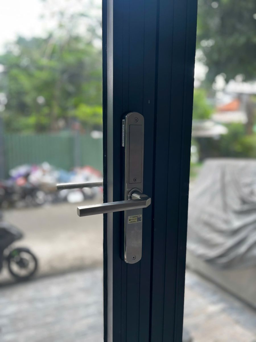 Khóa vân tay cửa nhôm xingffa cao cấp Laffer XF19 